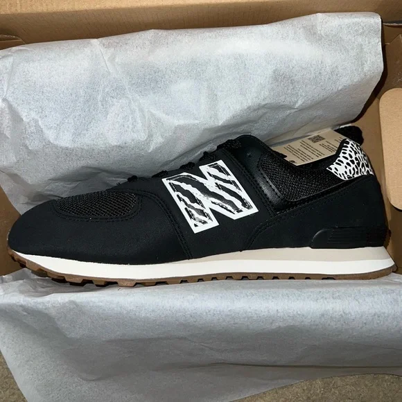 New Balance Zebra Print Sneakers - Picture 2 of 15